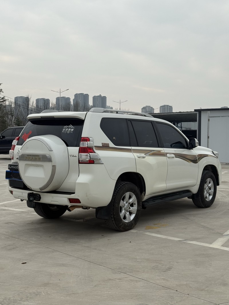 新鄉15年豐田普銳斯9