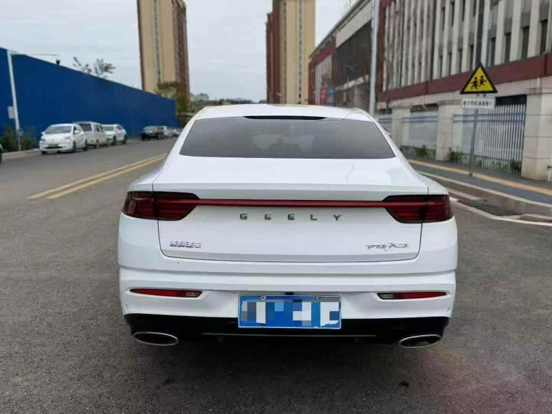 新余21年吉利星瑞8