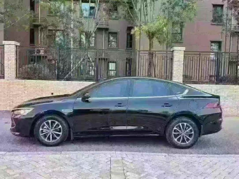 保定24年比亚迪秦8