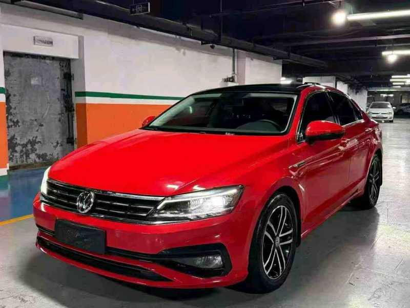 成都22年大众凌渡2