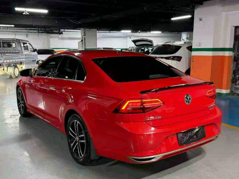 成都22年大众凌渡9