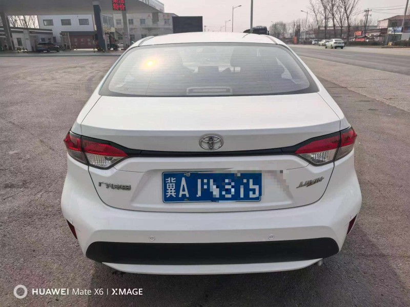 保定22年丰田雷凌9