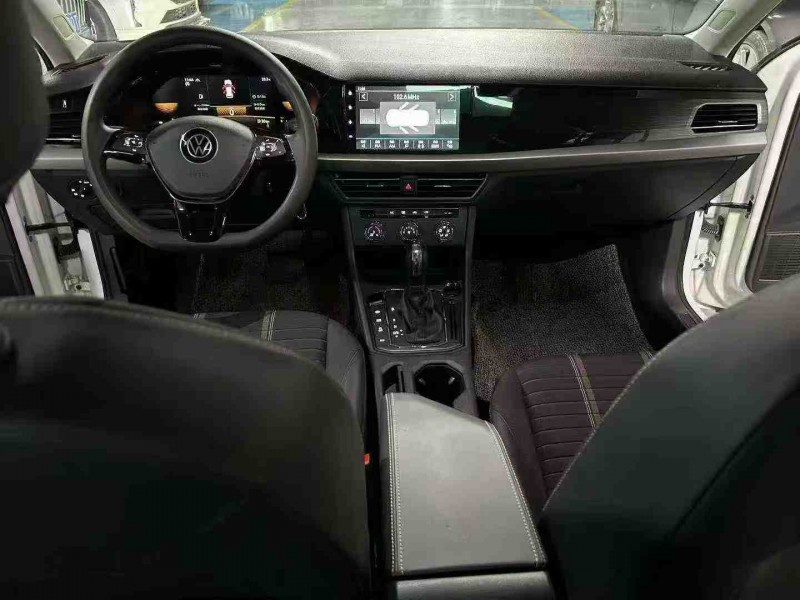 成都24年大众朗逸5