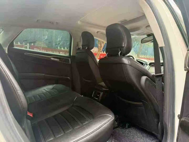 重庆16年福特蒙迪欧3