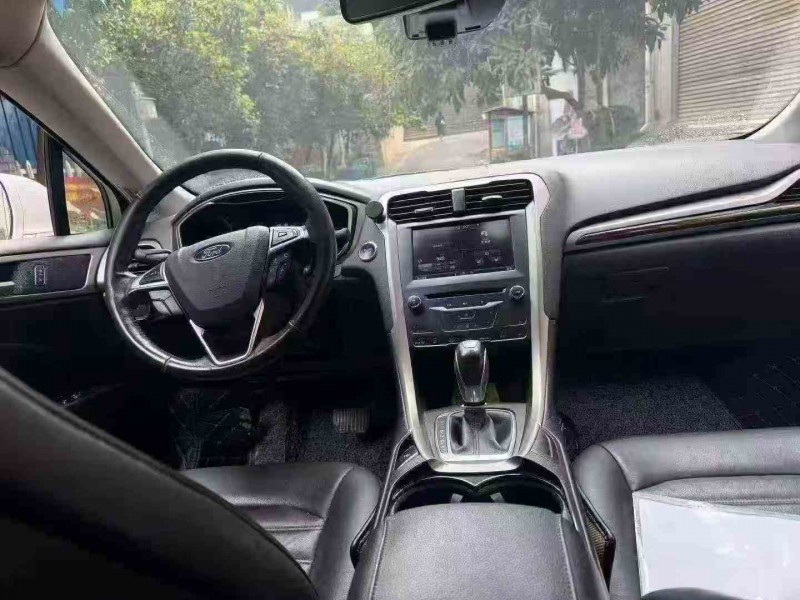 重庆16年福特蒙迪欧4