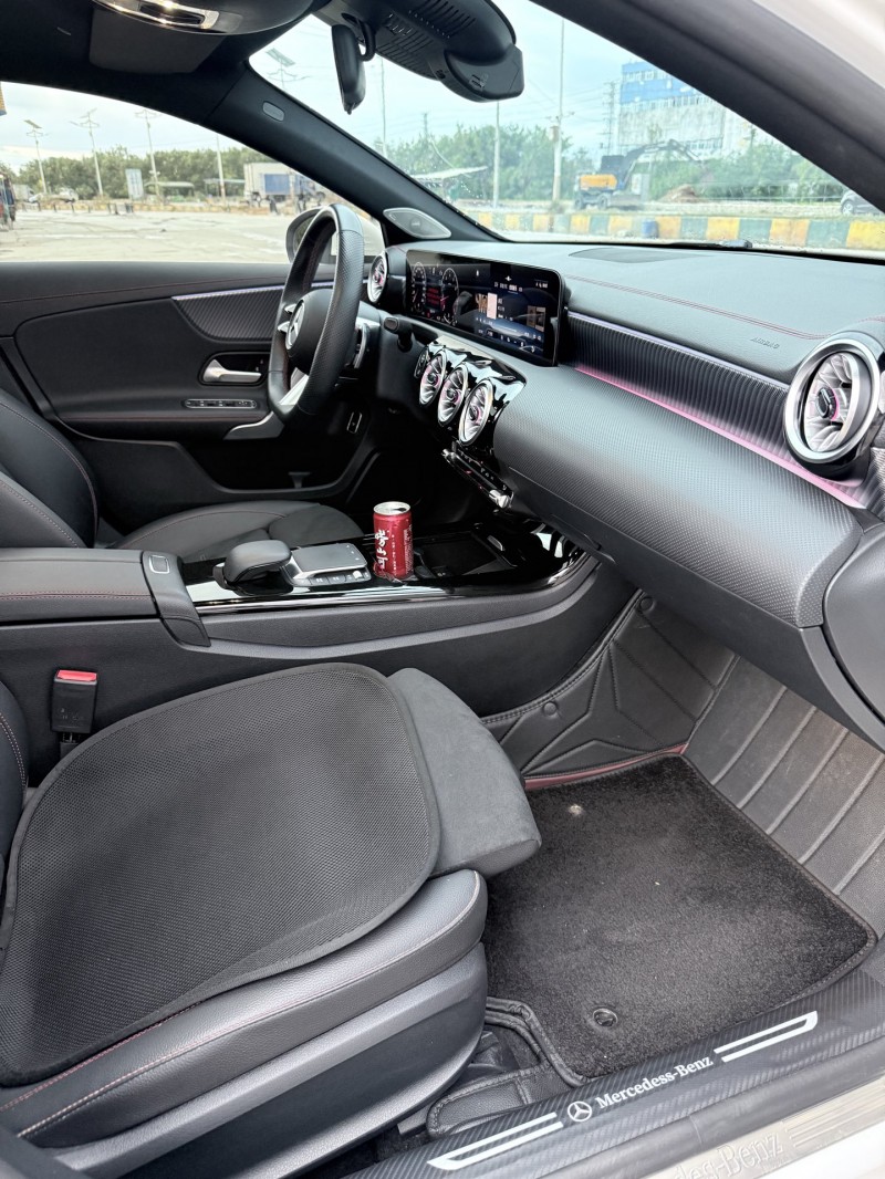 潮州23年奔馳A7