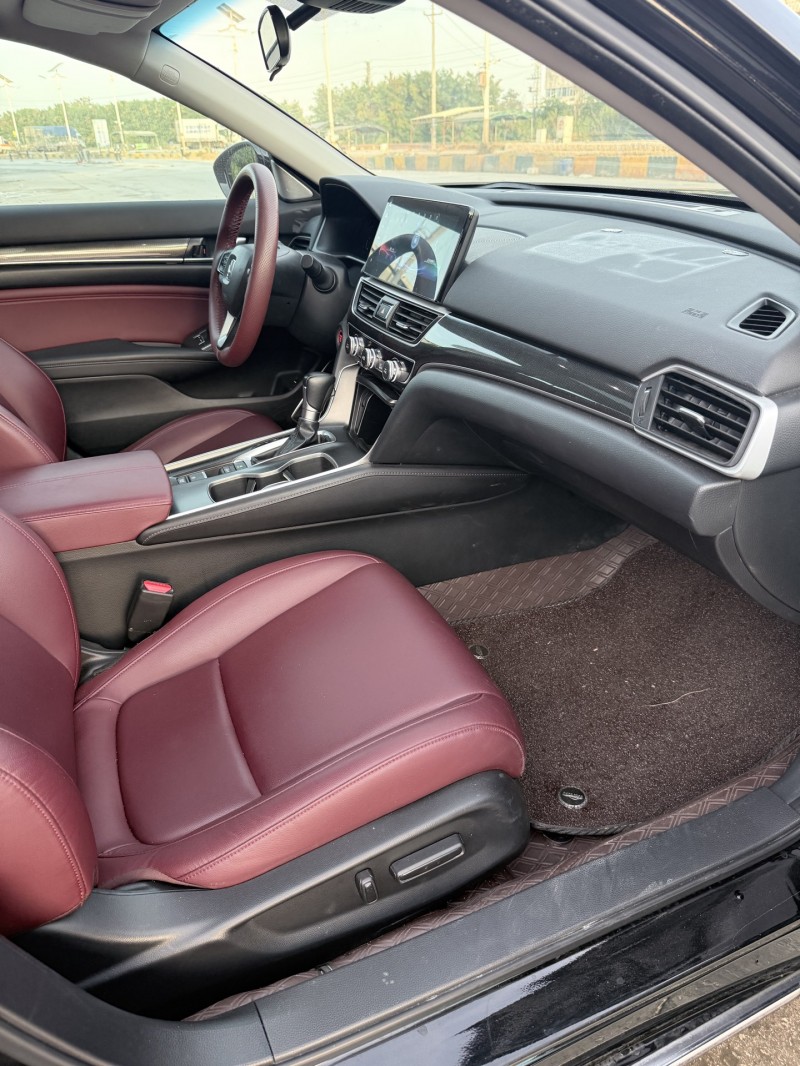 潮州22年本田雅閣7