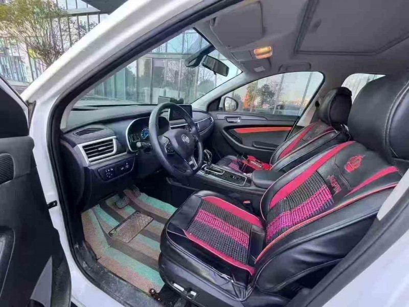 张家界22年东风风光4