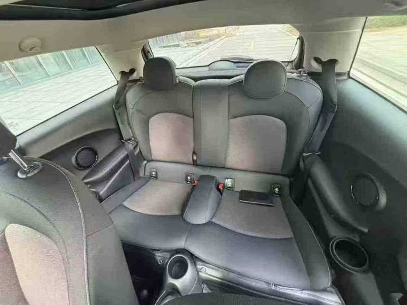 张家界24年宝马迷你6