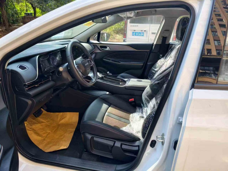 重庆25年传祺埃安S3