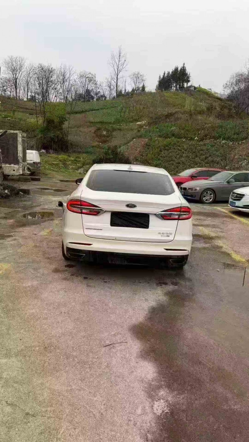 重庆19年福特蒙迪欧8