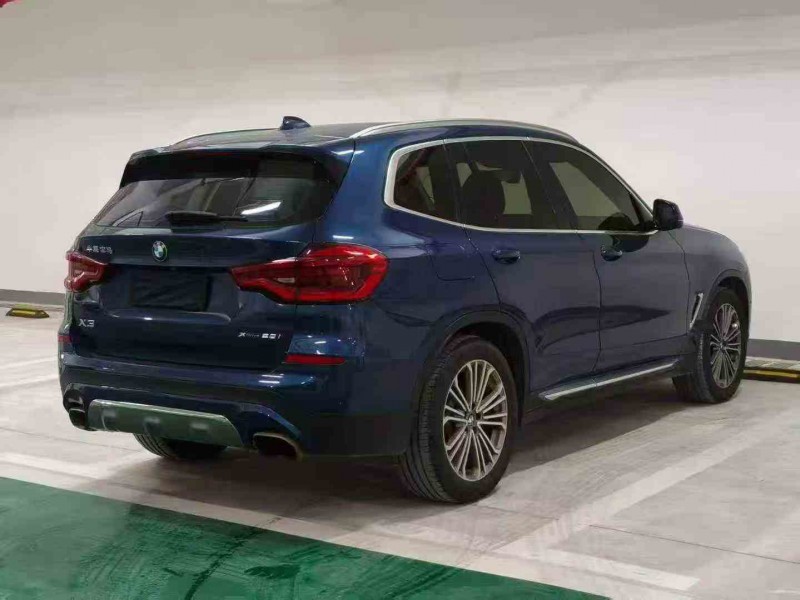 重慶19年寶馬X38