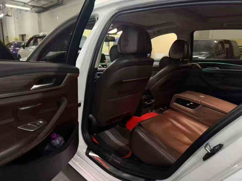 重慶19年寶馬5系5