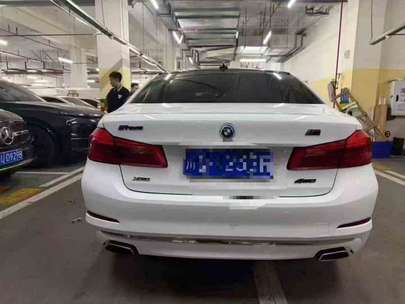 重慶19年寶馬5系9