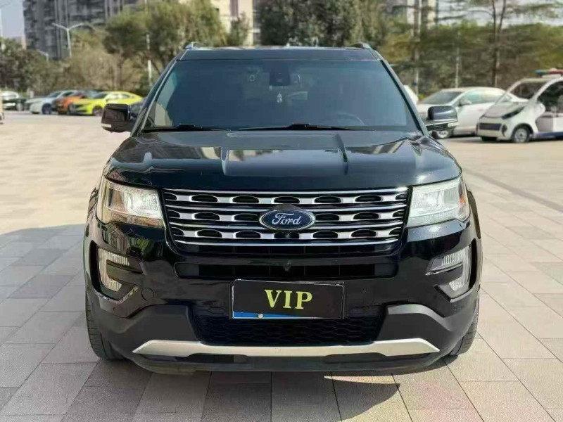 广州17年福特探险者1