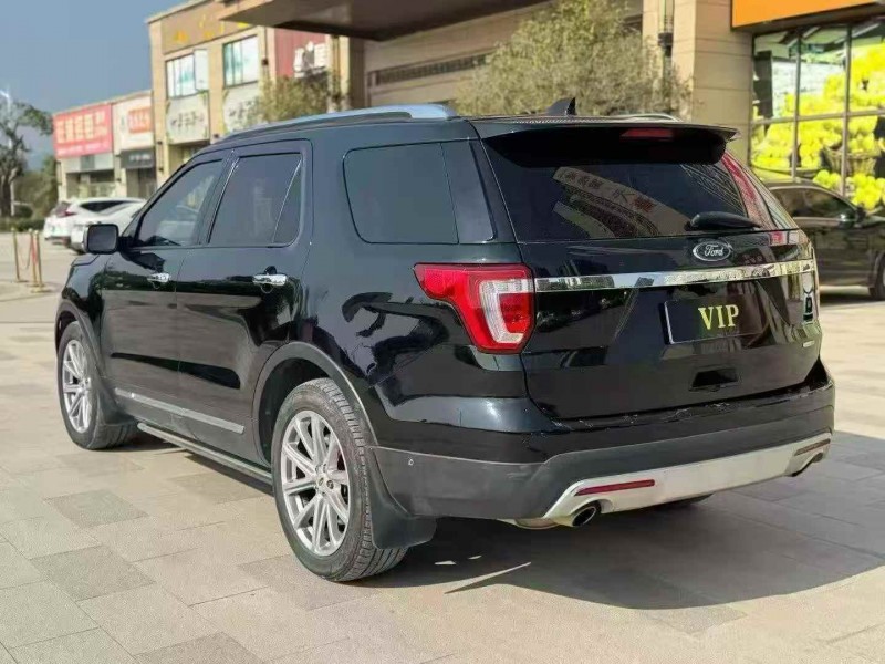 广州17年福特探险者8