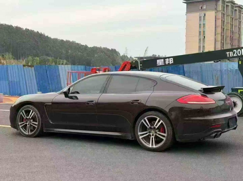 三明16年保时捷帕拉梅拉8