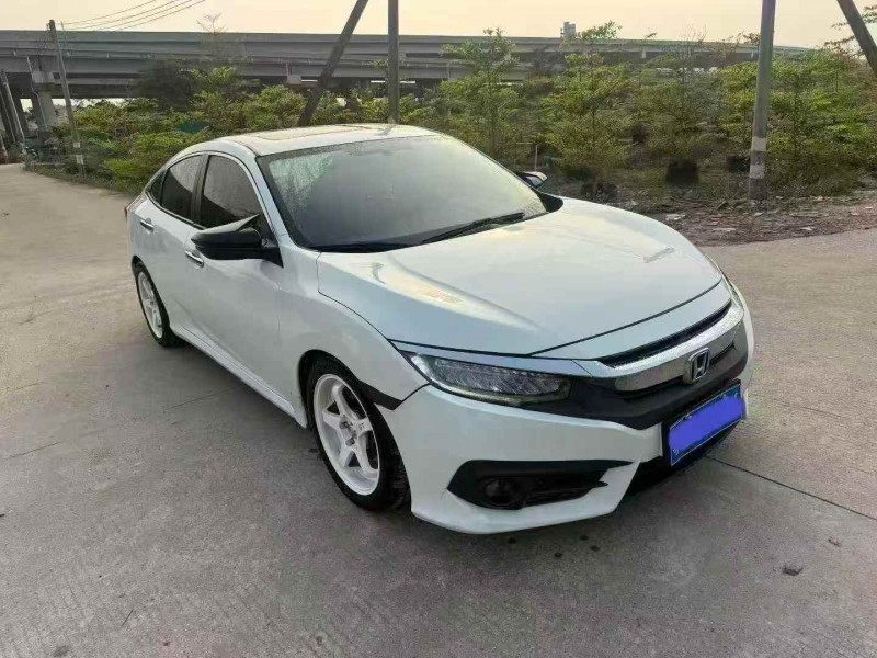 汕頭17年本田思域2