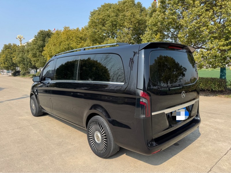 鹽城21年奔馳威霆5