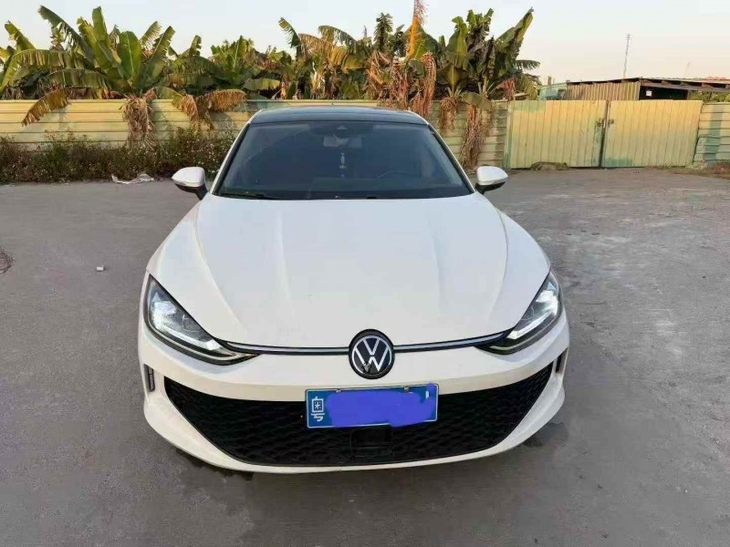 中山23年大眾凌渡1