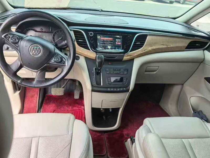 吉安18年别克GL84