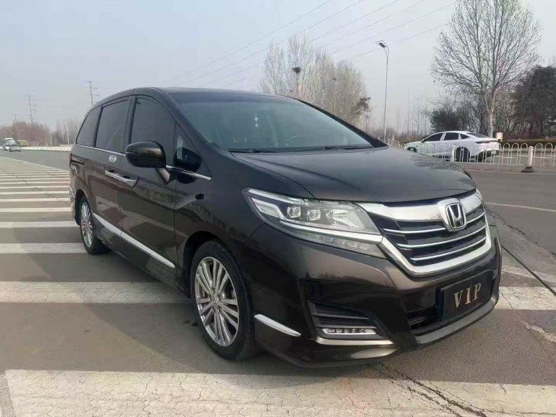 枣庄19年本田艾力绅2