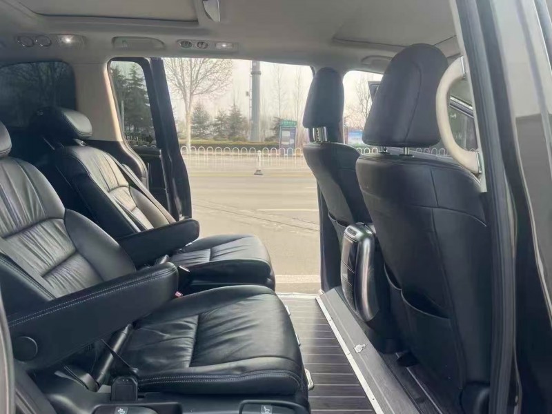 枣庄19年本田艾力绅5