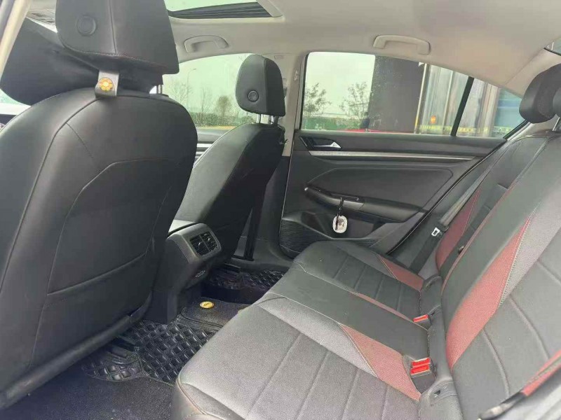 濰坊21年大眾寶來4