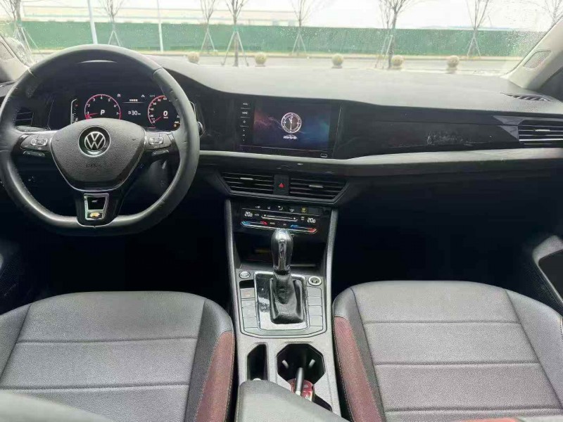 濰坊21年大眾寶來5