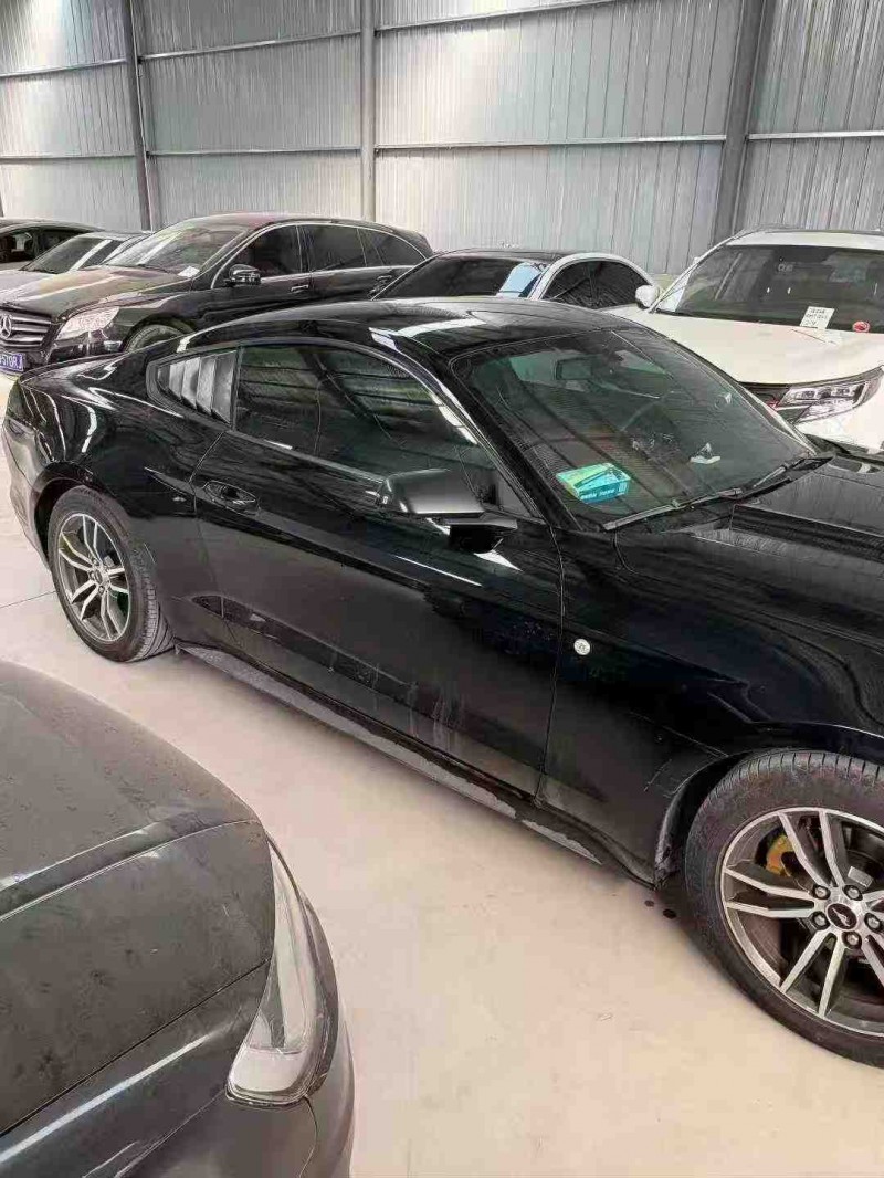 天津17年福特野马3