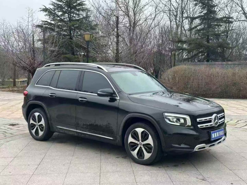 淄博26年奔馳GLB3