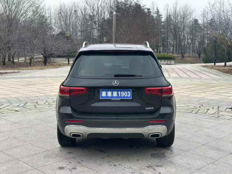 淄博26年奔馳GLB9