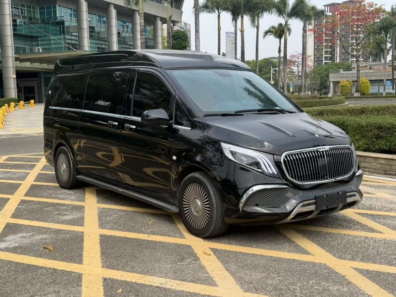 廣州22年奔馳威霆4