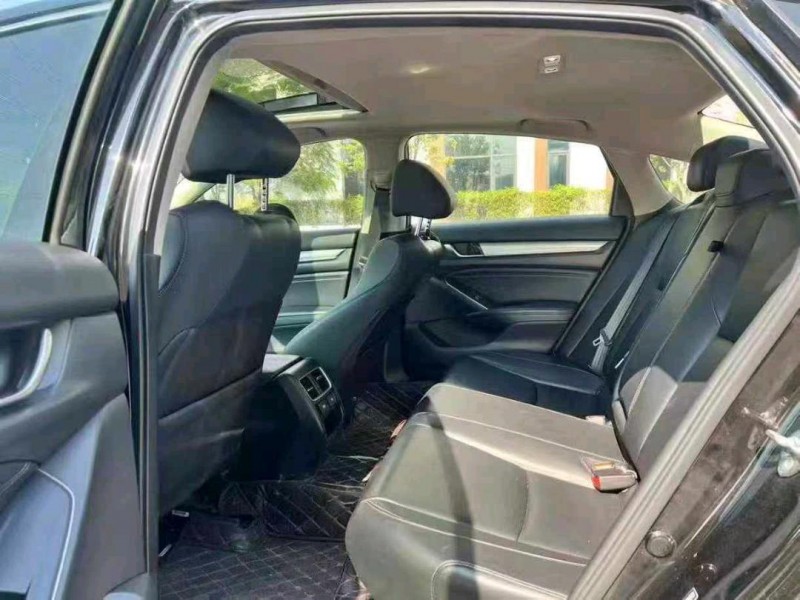 广州21年本田雅阁7