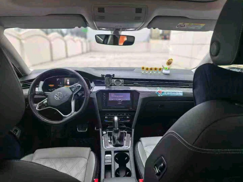 保定23年大众迈腾8