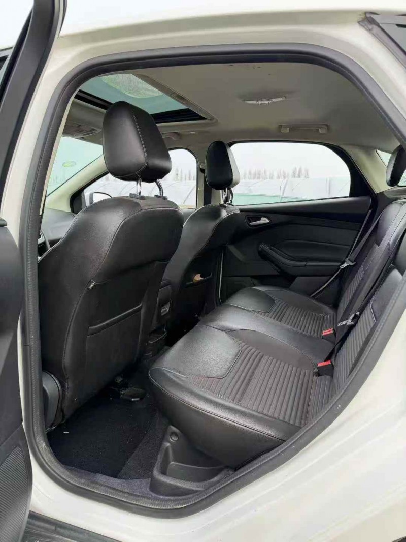 嘉兴17年福特福克斯6