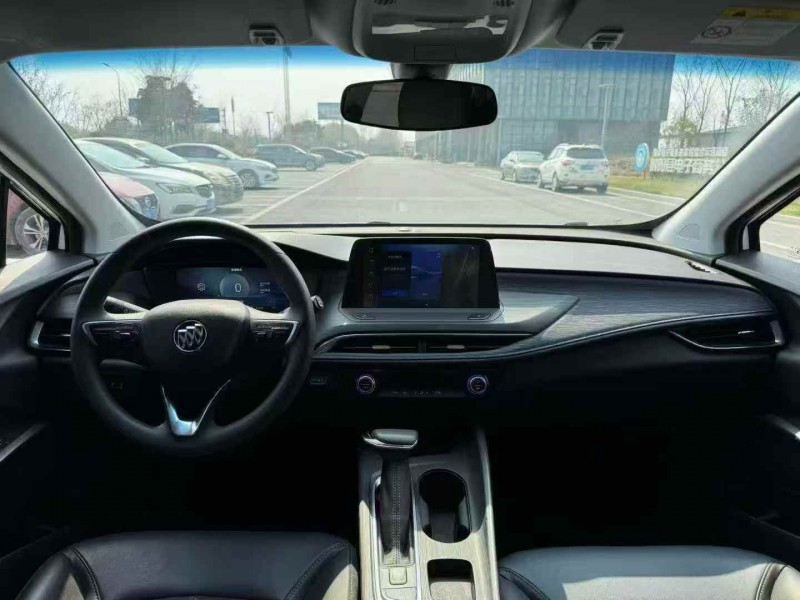 苏州24年别克微蓝7