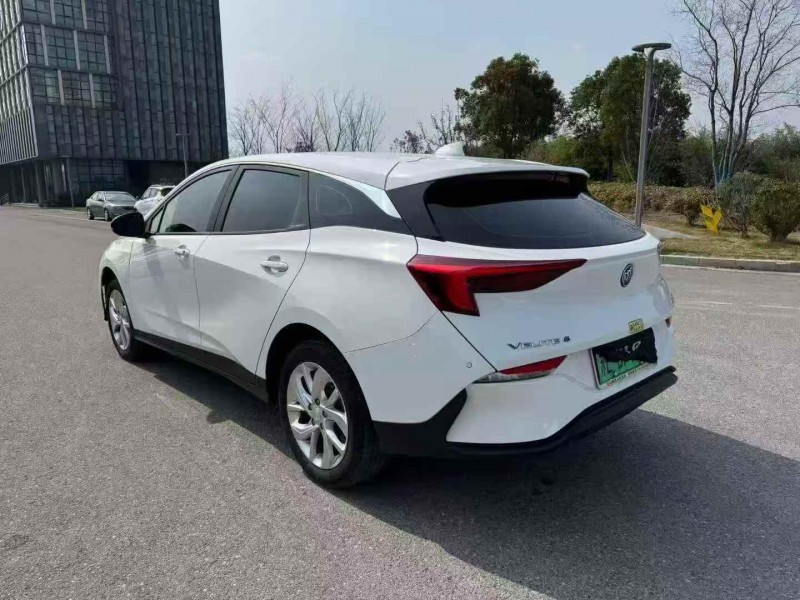 苏州24年别克微蓝8