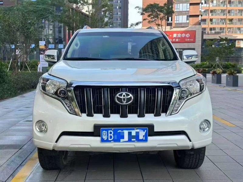 深圳16年丰田普拉多1