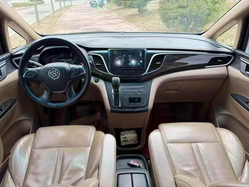 枣庄17年别克GL84