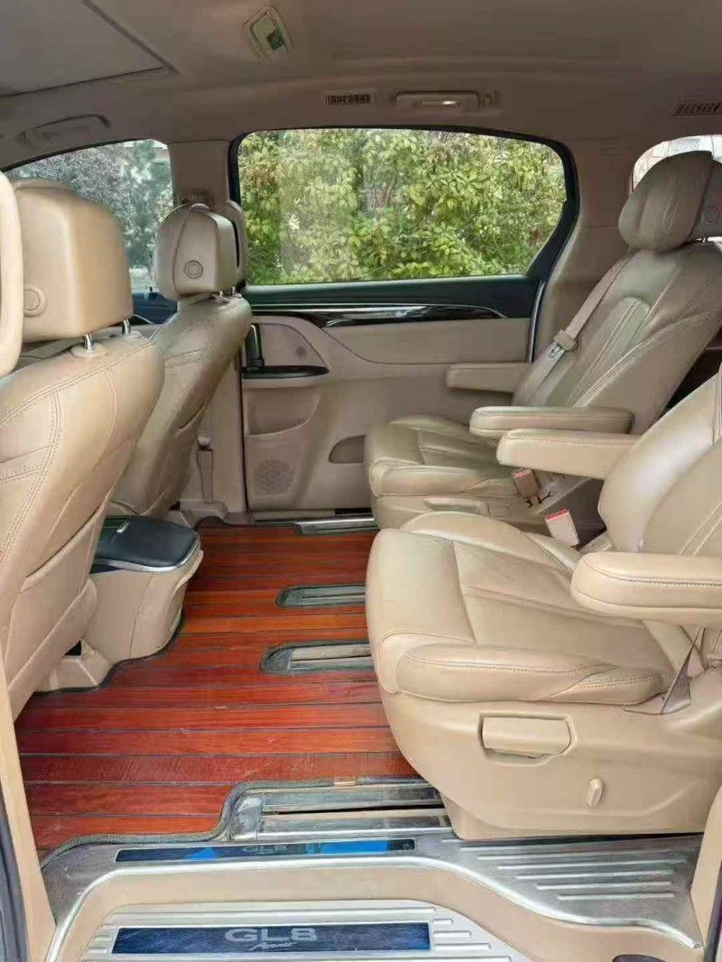 枣庄17年别克GL85