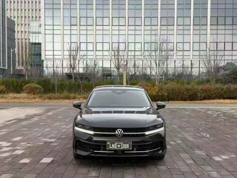 枣庄24年大众迈腾1