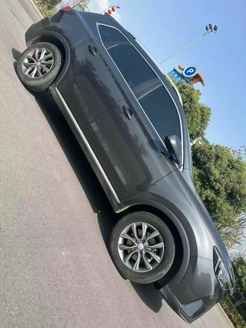 泸州23年荣威RX53