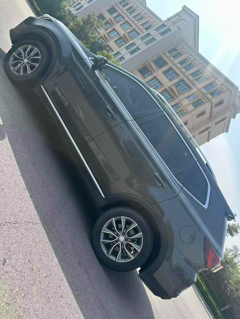 泸州23年荣威RX58