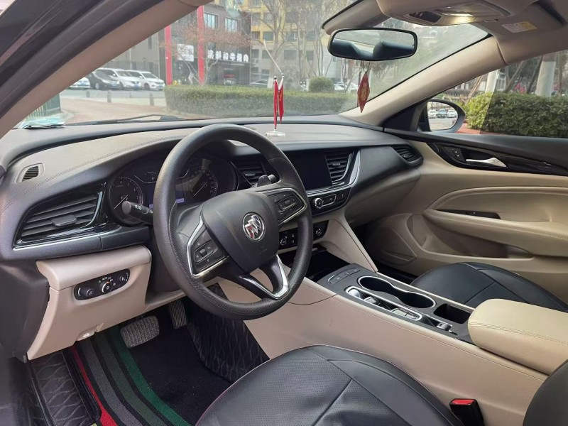 徐州22年别克君威3