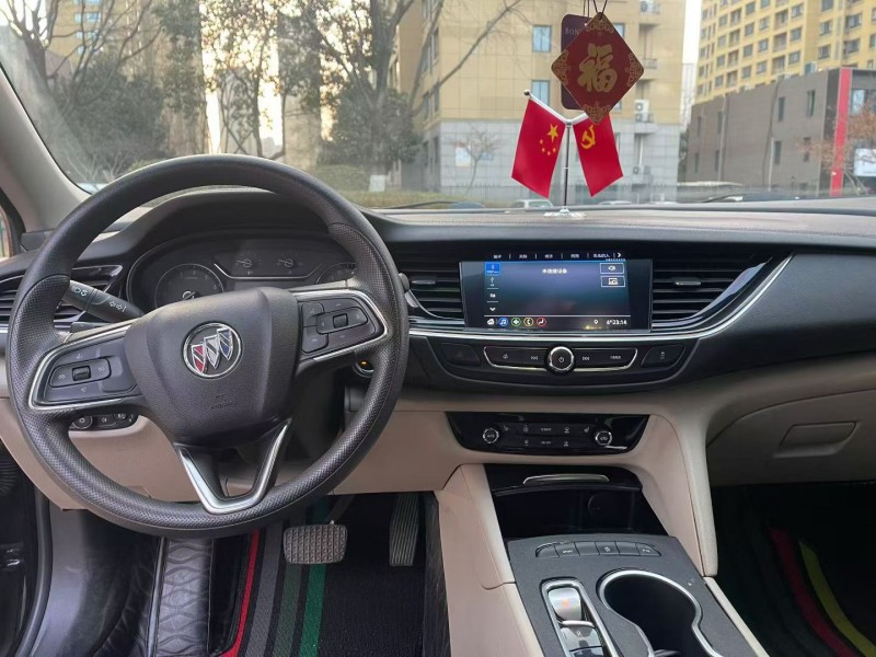 徐州22年别克君威9