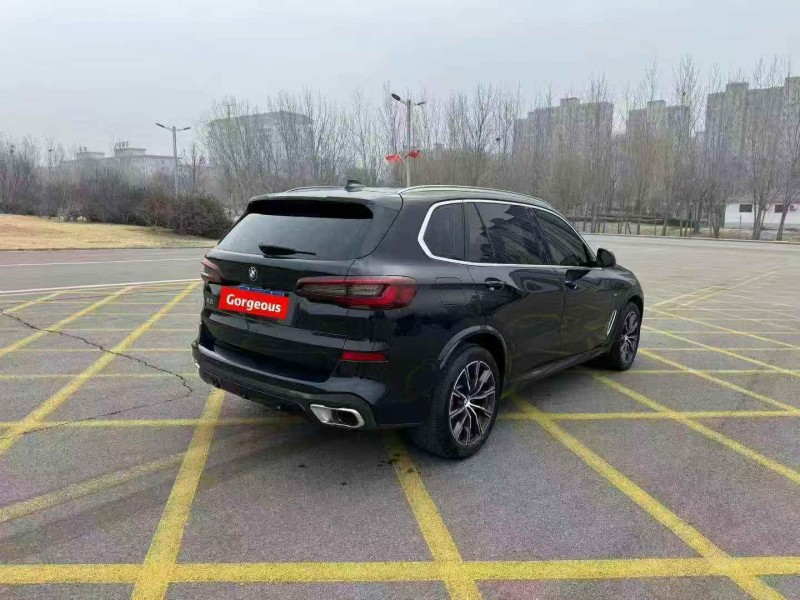 徐州23年宝马X57