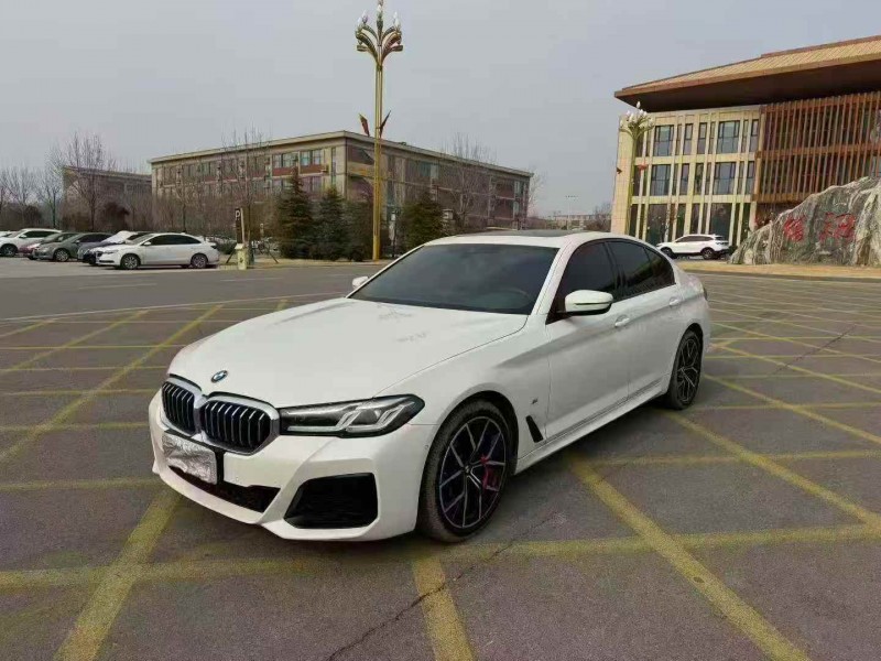 烟台23年宝马5系2