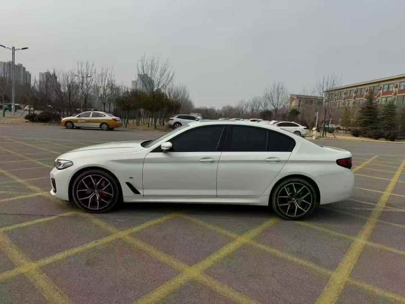 烟台23年宝马5系7