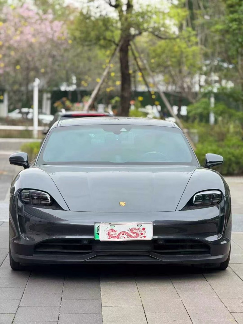 佛山21年保时捷Taycan1